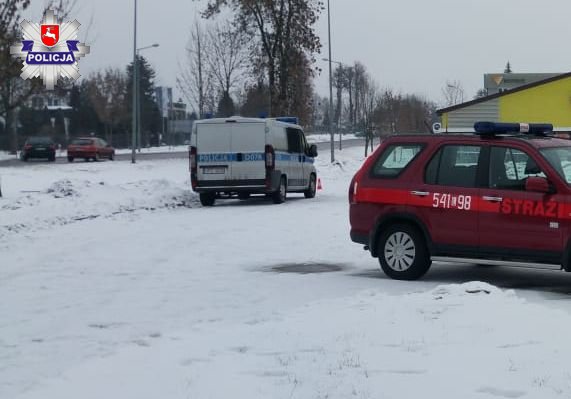 68 141490 Alarm bomowy w Biedronce - zatrzymano trzech żartownisiów (ZDJĘCIA)