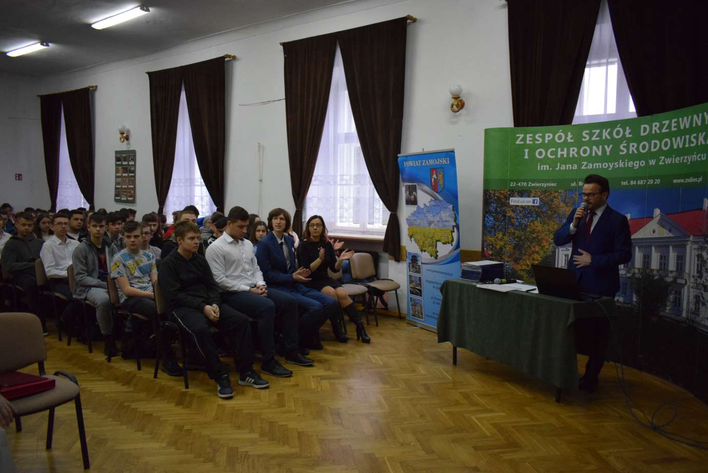 dsc 0727 Zespół Szkół Drzewnych i Ochrony Środowiska w Zwierzyńcu miał co świętować [ZDJĘCIA]