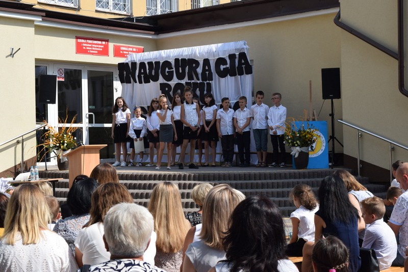 dsc 0059 Uroczysta inauguracja roku szkolnego w SP nr 7 – wzruszające słowa gościa zaproszonego w ramach inicjatywy „Przerwany Marsz” 