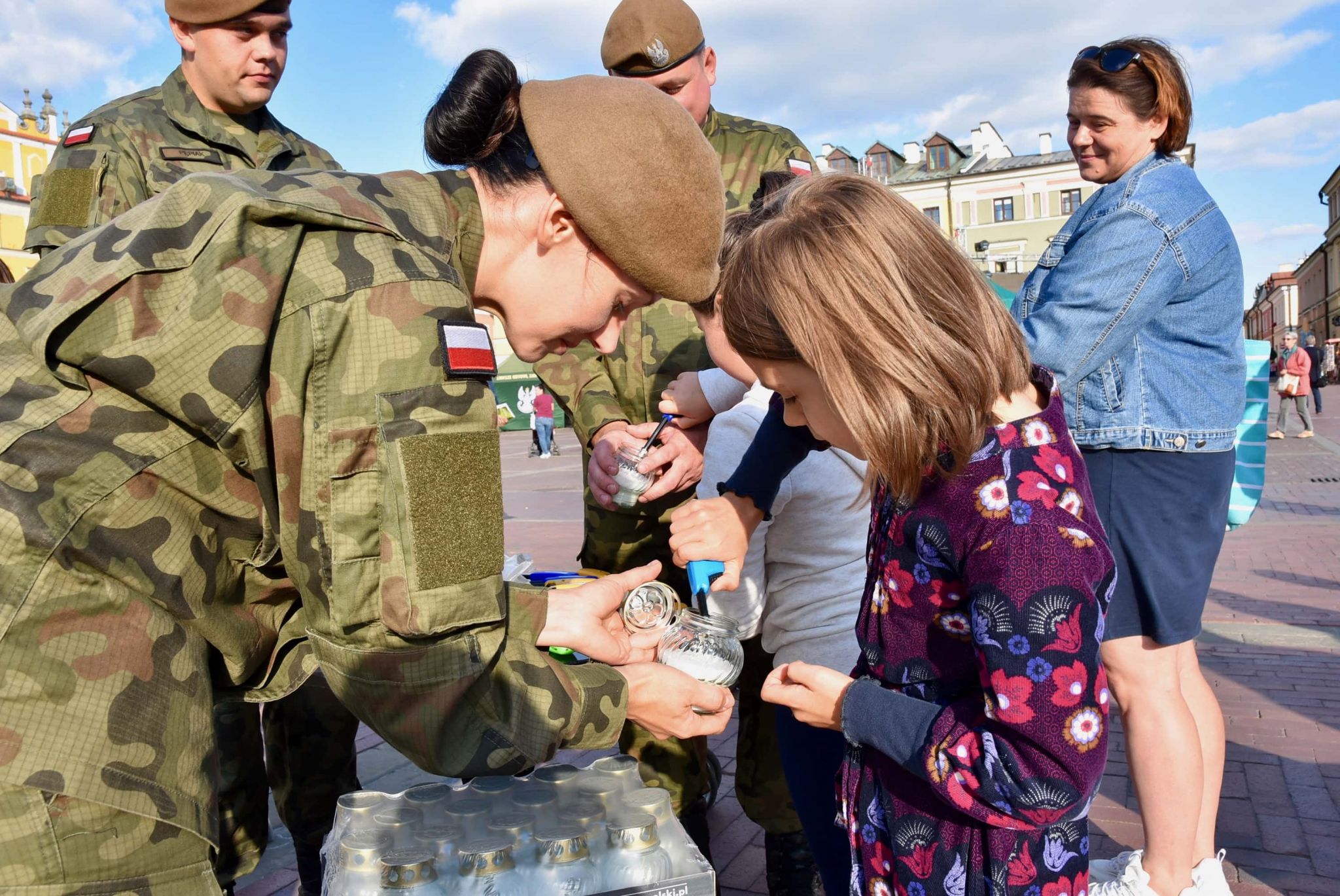 dsc 7242 Tyle zniczy ilu zamordowanych w Katyniu (dużo zdjęć)