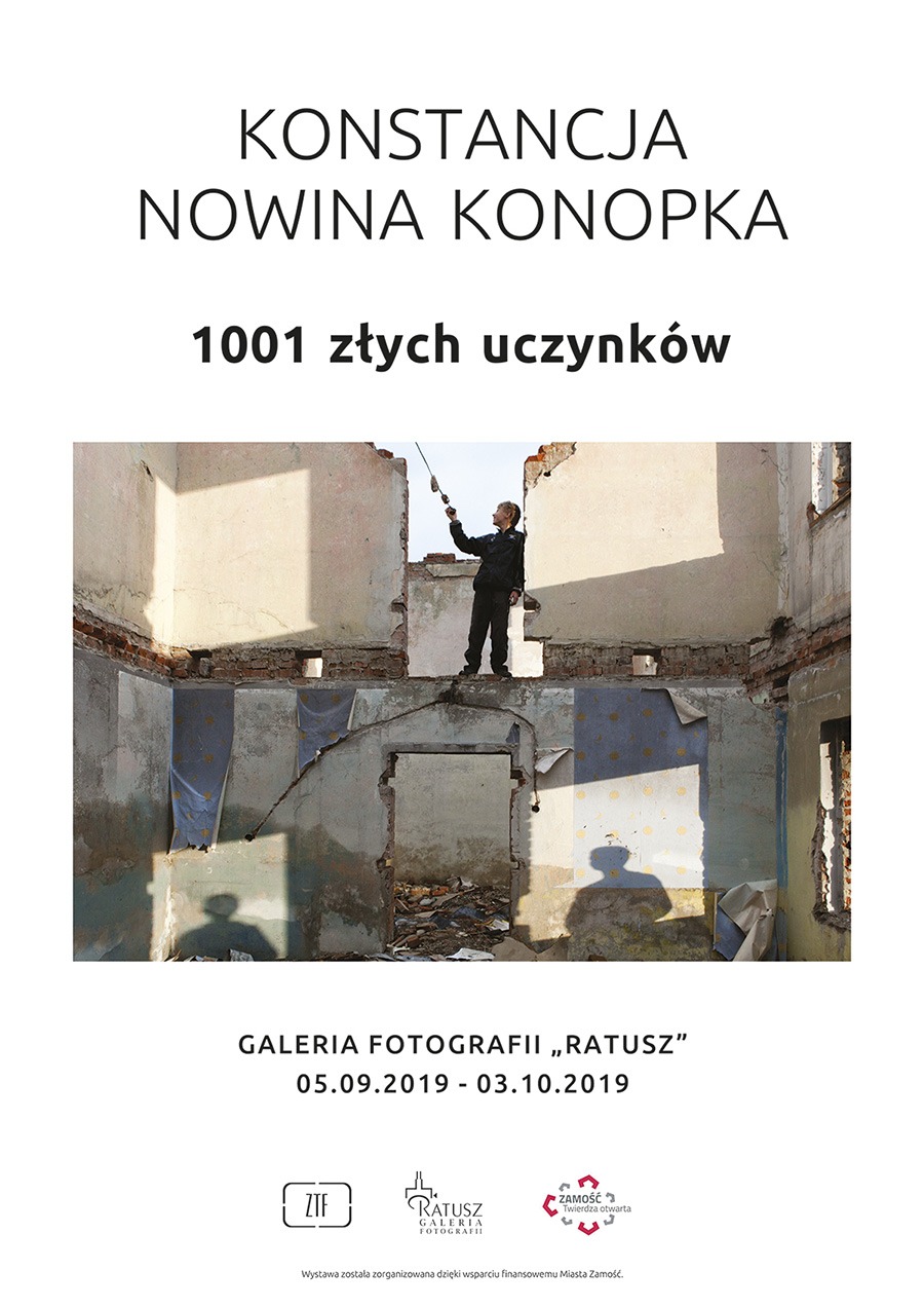 konstancja plakat webres "1001 złych uczynków" - wystawa fotografii Konstancji Nowina Konopki