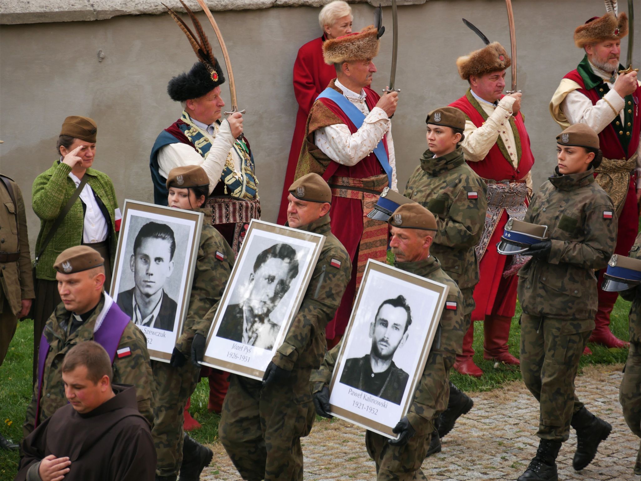 p1130646 Piękne pożegnanie trzech odnalezionych żołnierzy II Inspektoratu Zamojskiego AK [FOTORELACJA]