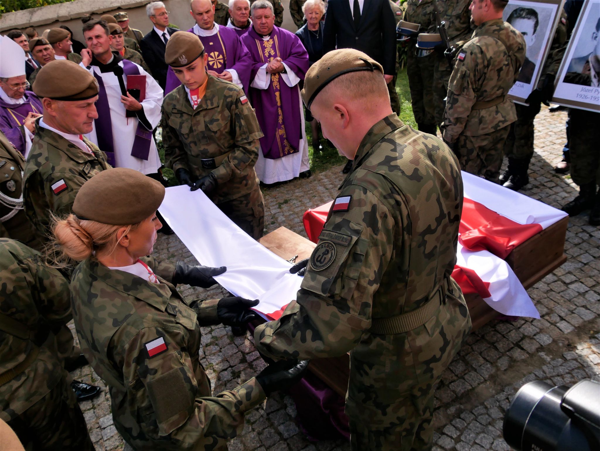 p1140019 Piękne pożegnanie trzech odnalezionych żołnierzy II Inspektoratu Zamojskiego AK [FOTORELACJA]