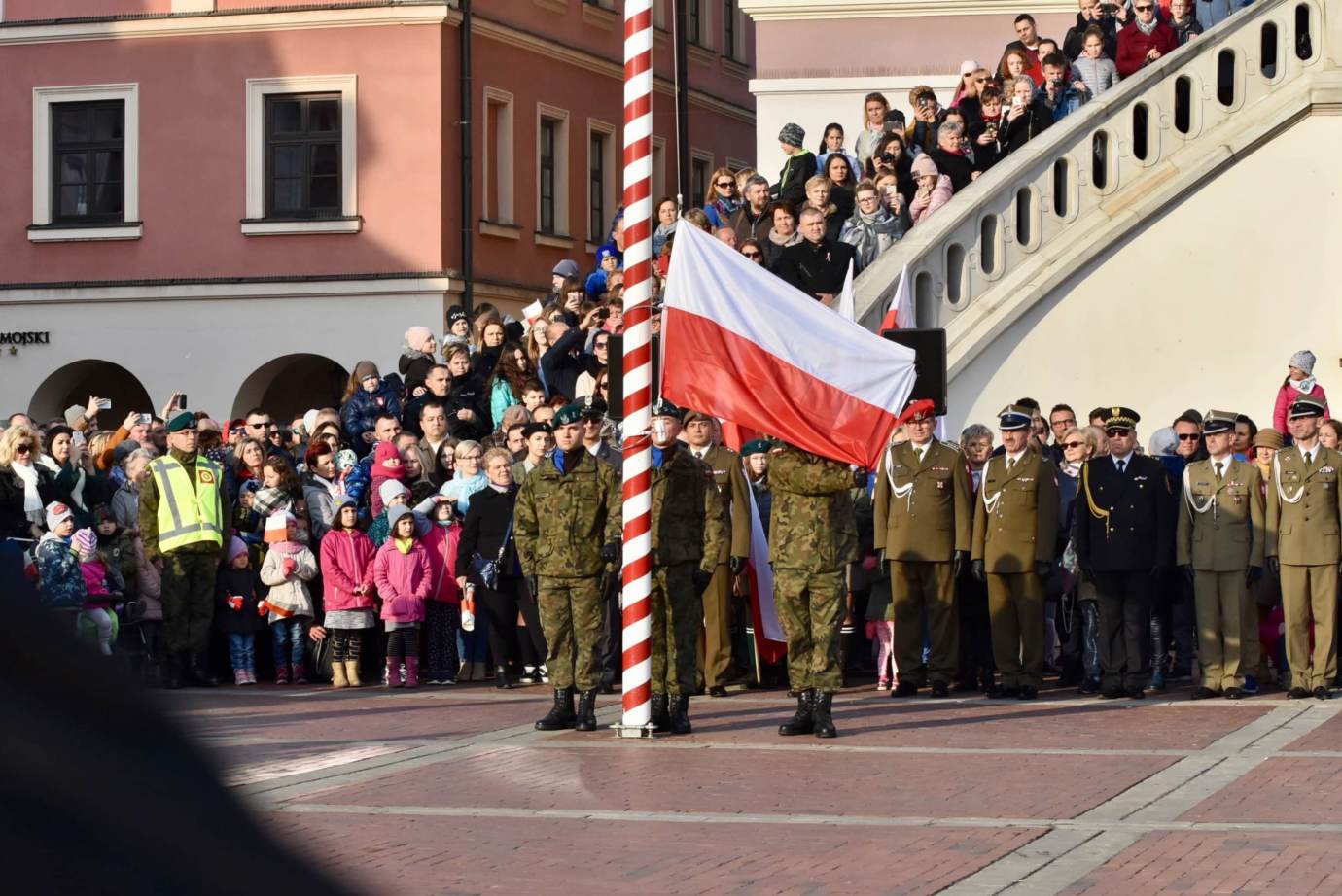 dsc 8849 Zamość: Wspólnie zaśpiewajmy Hymn Narodowy na Rynku Wielkim