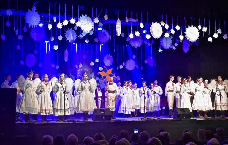 ZDK zaprasza na Koncert Noworoczny ZPiT „Zamojszczyzna”.