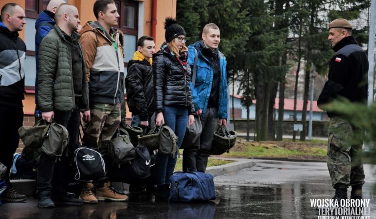 Na ferie młodzież poszła w kamasze