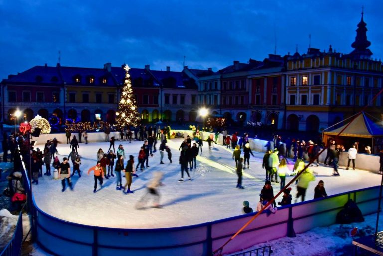 Zamość: Walentynkowa zabawa na lodzie [PROGRAM]