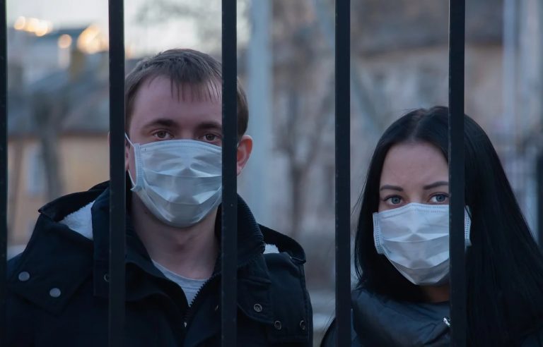 „Chorobowe” dla osób wracających z zagranicy