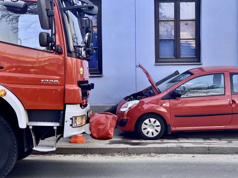 Z ostatniej chwili …Jazda po chodniku i utrudnienia na Łukasińskiego