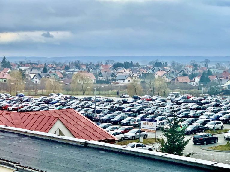 Płatny parking przy szpitalu “papieskim” Publikujemy ceny