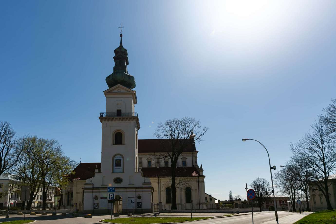 parafia katedralna zmartwychwstania panskiego i sw tomasza apostola w zamosciu 1 Zdjęcia grobów pańskich w zamojskich świątyniach