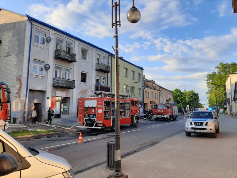 Kolejny tragiczny w skutkach pożar domu mieszkalnego. Nie żyje mężczyzna.