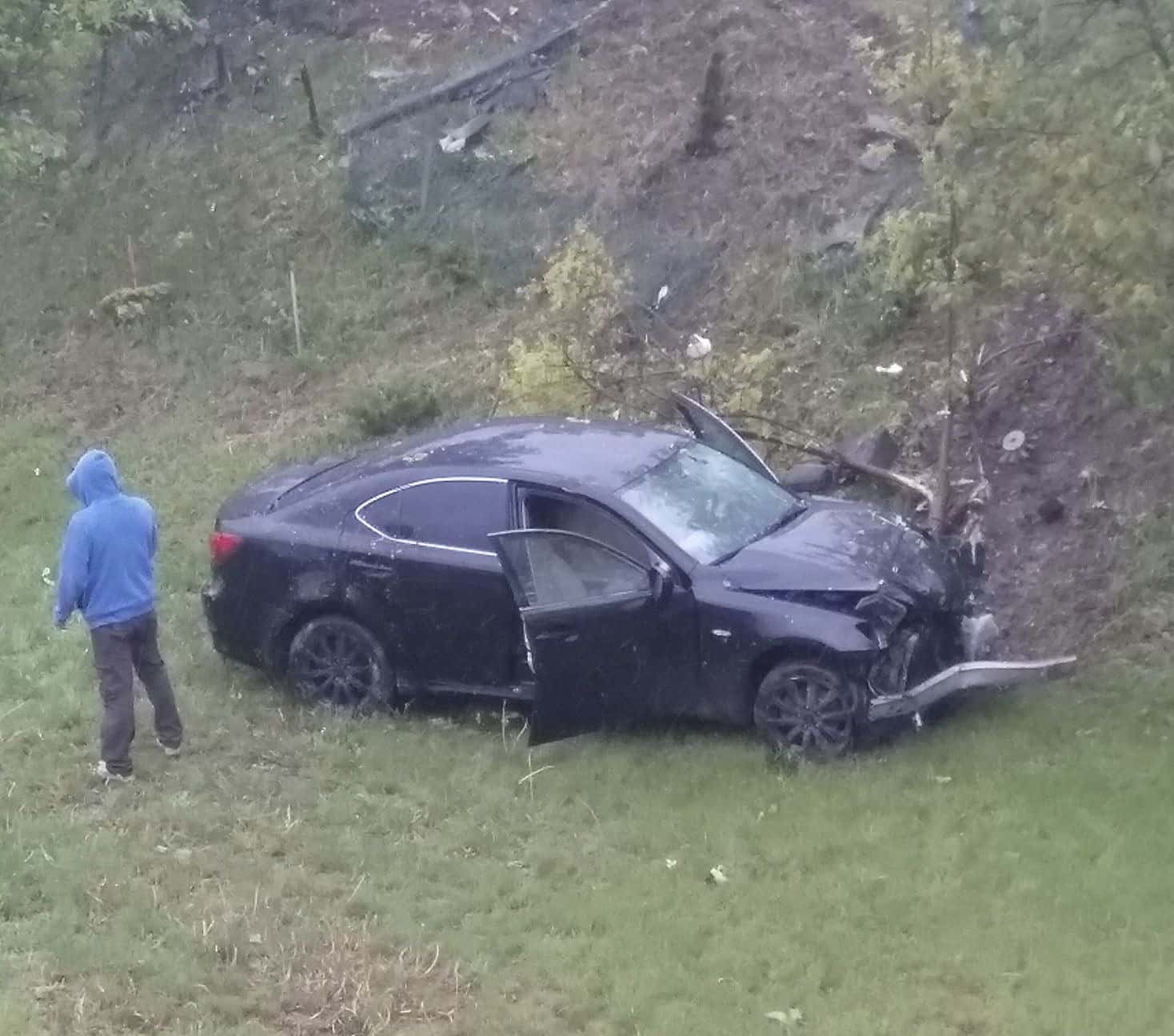 img 9251 Zamość: Mogło dojść do tragedii! Samochód wypadł z drogi i wpadł na teren placu zabaw.