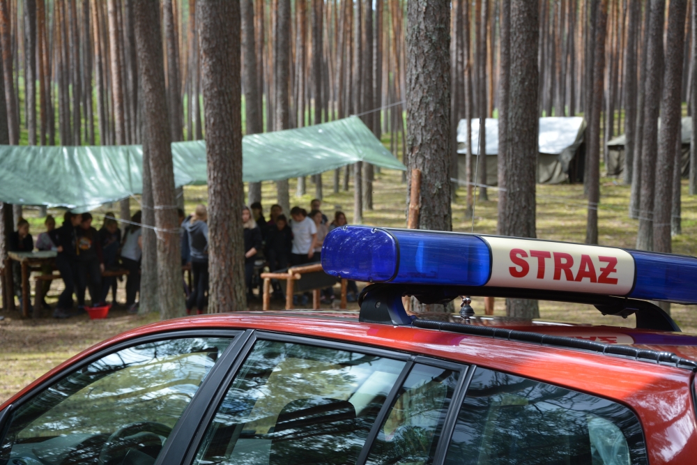 1 obac2b3z Zamojscy strażacy i policjanci wizytowali obóz harcerski