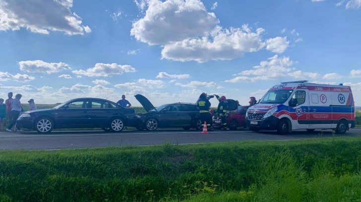 Z ostatniej chwili: zablokowana droga po zderzeniu trzech aut 14 116070286 1231095157238939 6510015235161941270 n Z ostatniej chwili: zablokowana droga po zderzeniu trzech aut