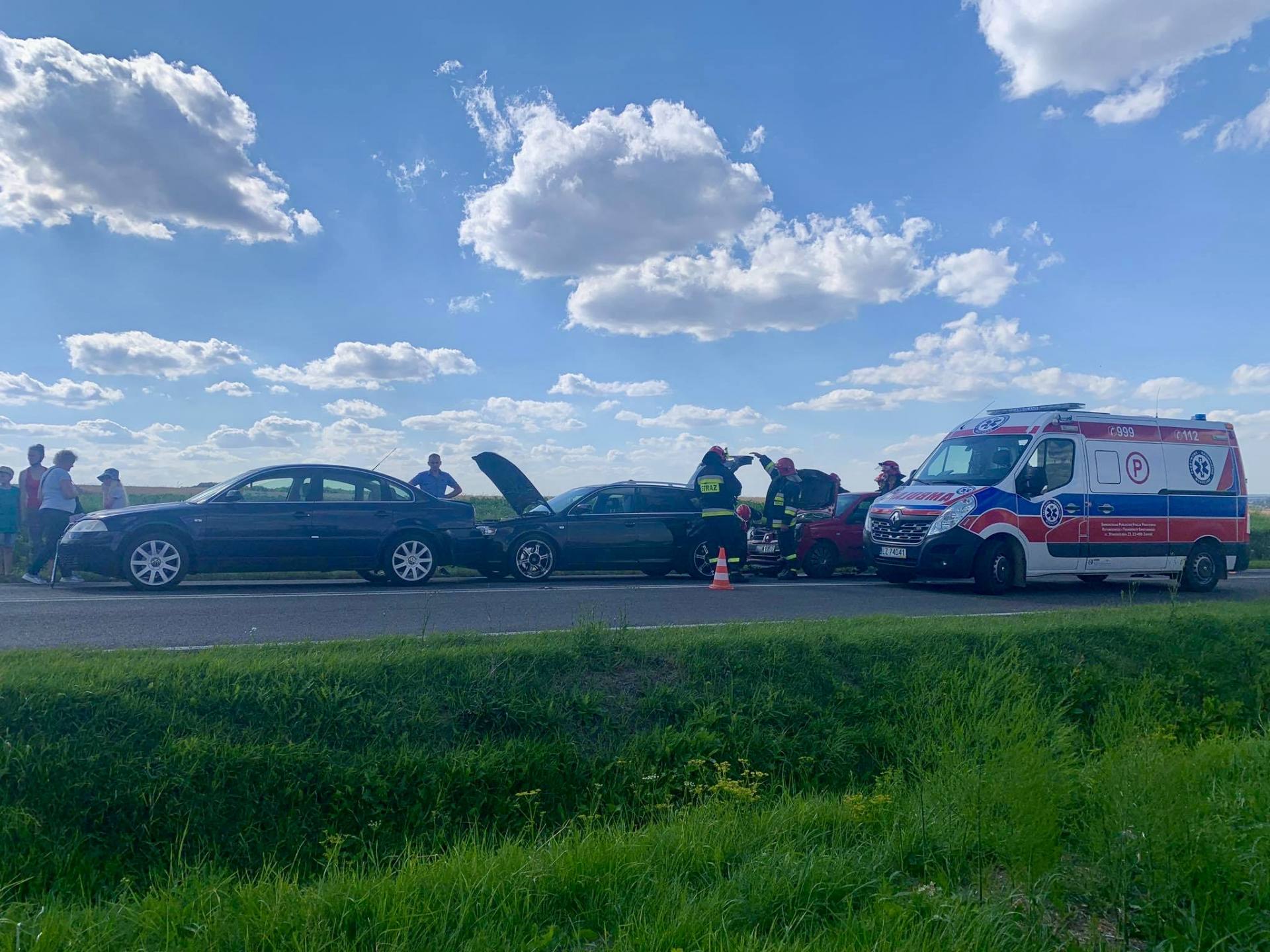 116070286 1231095157238939 6510015235161941270 n Z ostatniej chwili: zablokowana droga po zderzeniu trzech aut