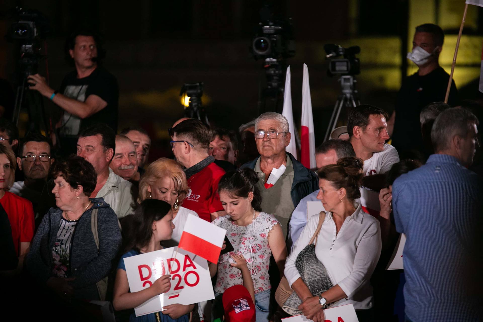 andrzej duda w zamosciu 14 Andrzej Duda prezydentem RP na drugą kadencję. PKW podała wyniki z prawie wszystkich komisji wyborczych.