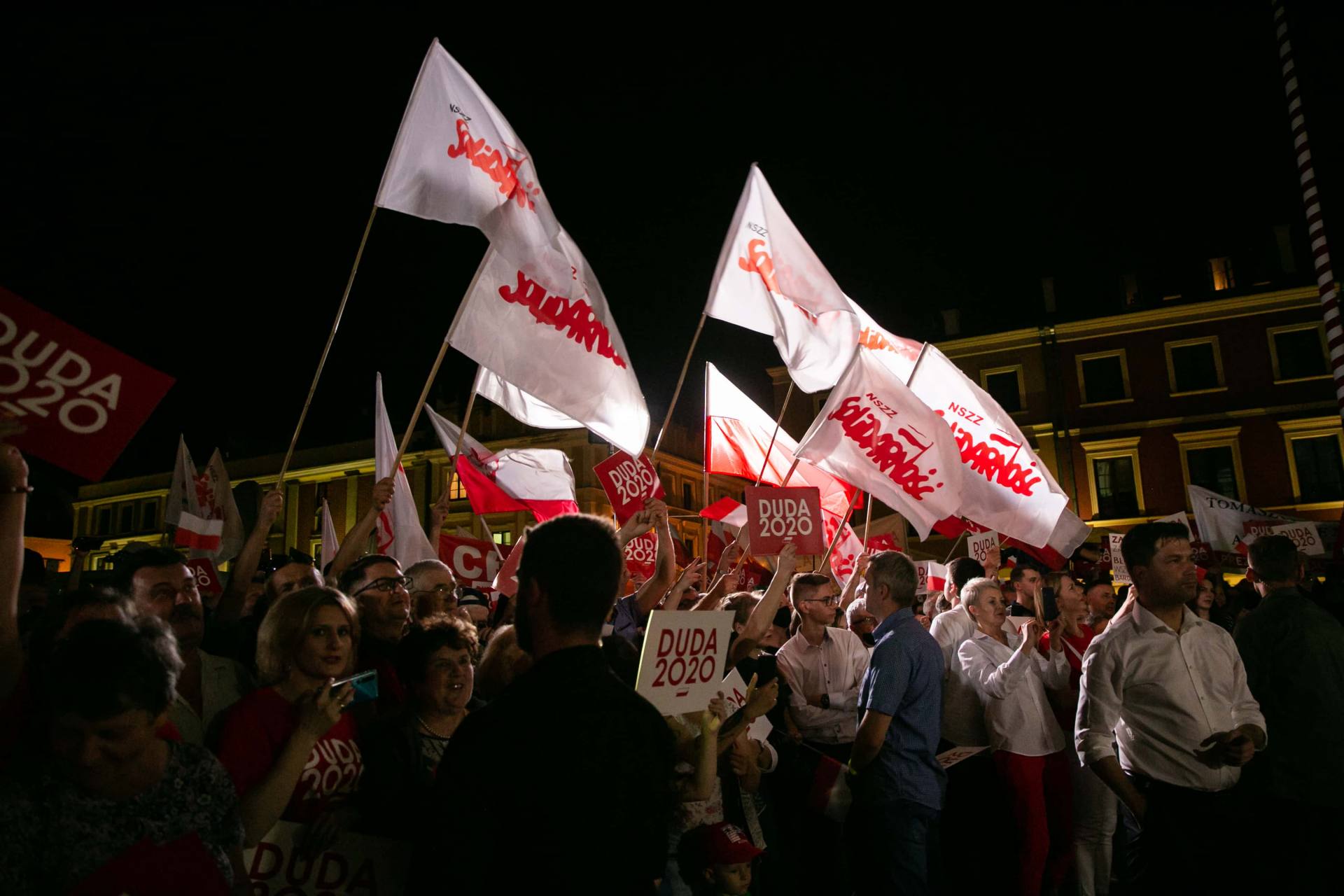 andrzej duda w zamosciu 55 Andrzej Duda prezydentem RP na drugą kadencję. PKW podała wyniki z prawie wszystkich komisji wyborczych.