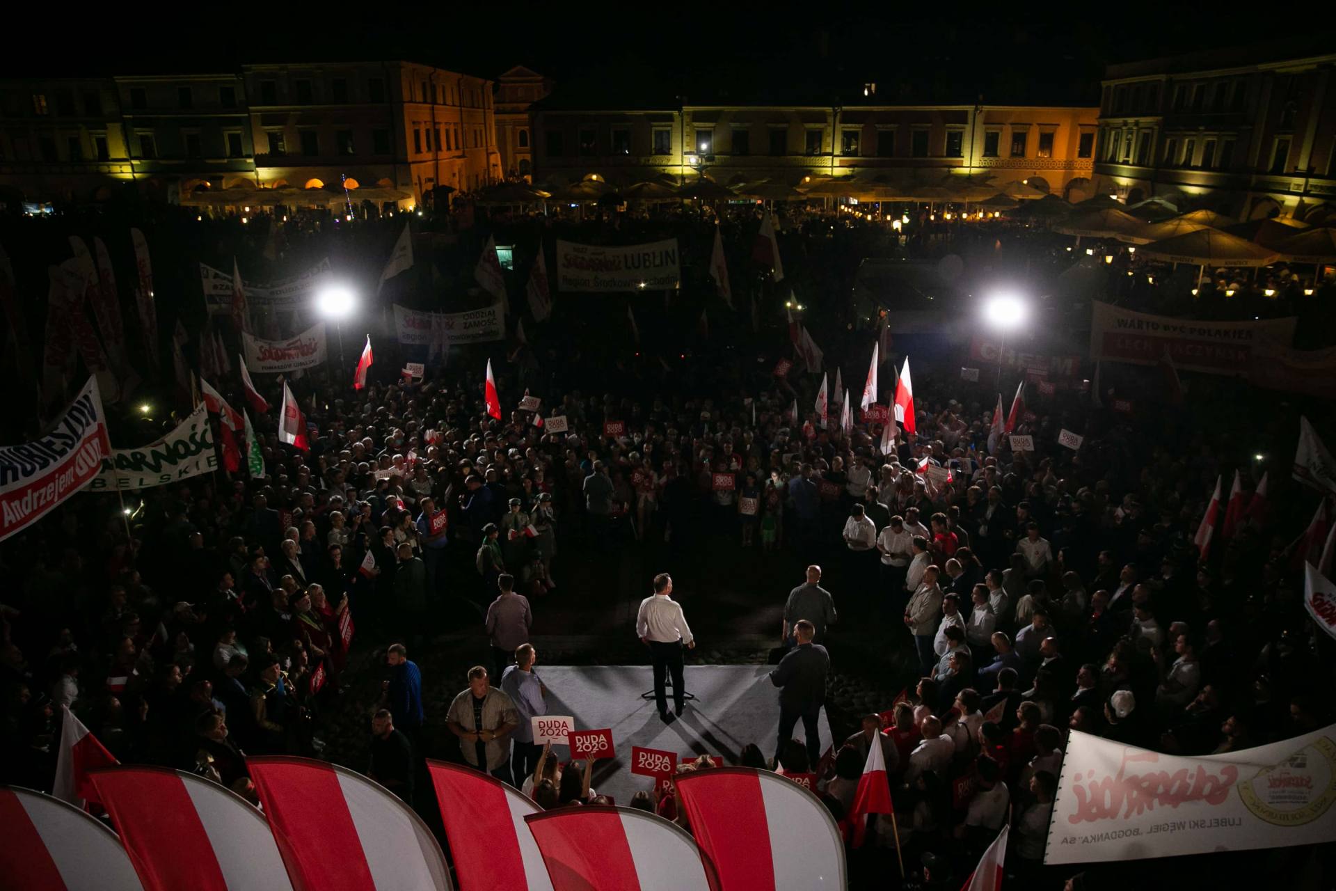 andrzej duda w zamosciu 89 Andrzej Duda prezydentem RP na drugą kadencję. PKW podała wyniki z prawie wszystkich komisji wyborczych.