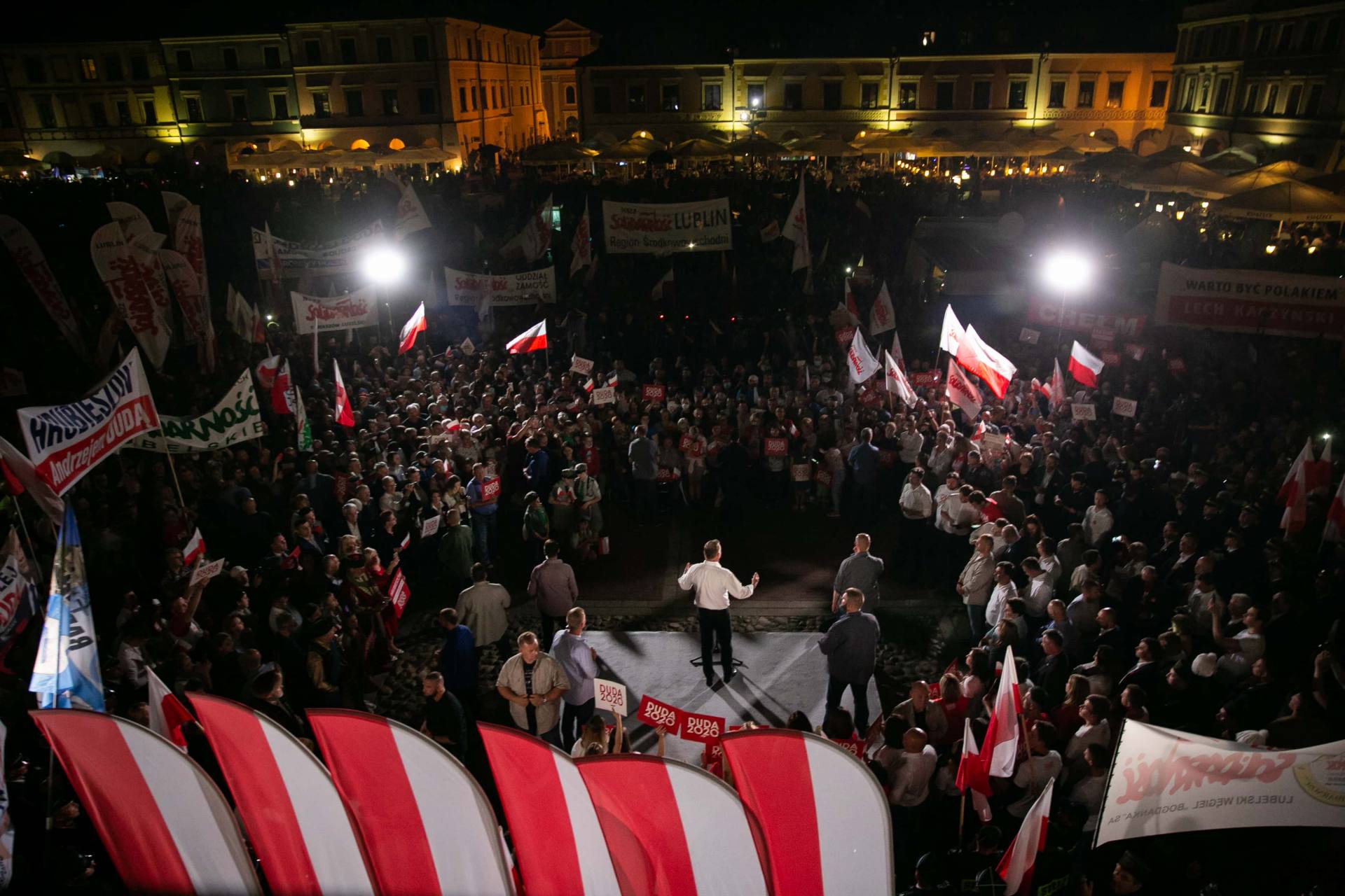 andrzej duda w zamosciu 91 Andrzej Duda prezydentem RP na drugą kadencję. PKW podała wyniki z prawie wszystkich komisji wyborczych.