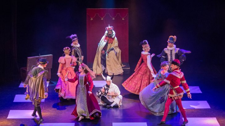 Spektaklem "Szachy" rozpocznie się 45. Zamojskie Lato Teatralne 13 cracovia danza szachy fot tomasz korczynski Spektaklem "Szachy" rozpocznie się 45. Zamojskie Lato Teatralne