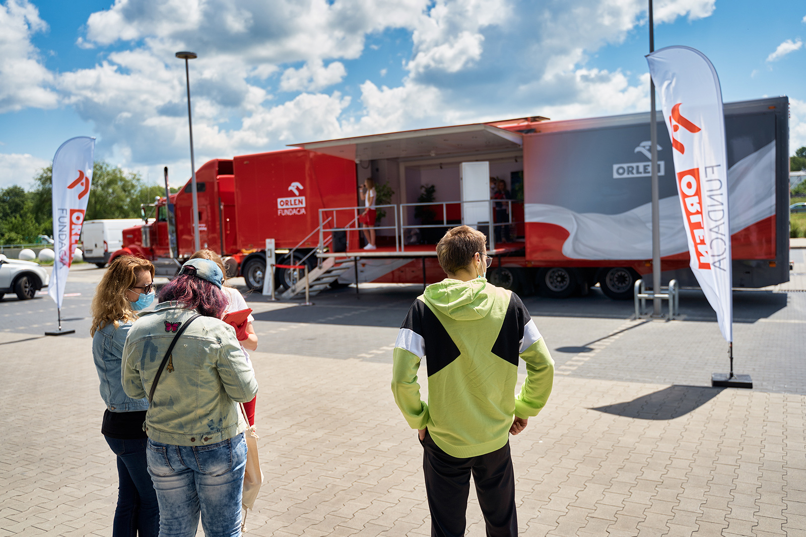 or gro 0062 Na płycie Rynku Wielkiego zaparkuje legenda motoryzacji (Dużo zdjęć)