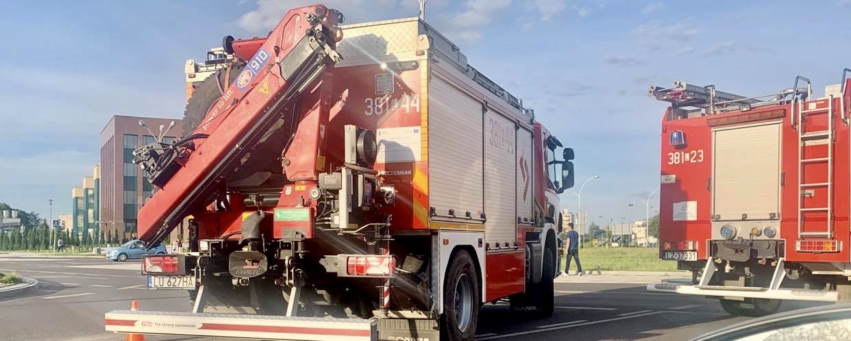 117077786 308941453693096 4861902686519513341 n Z ostatniej chwili: wypadek dwóch aut na rondzie