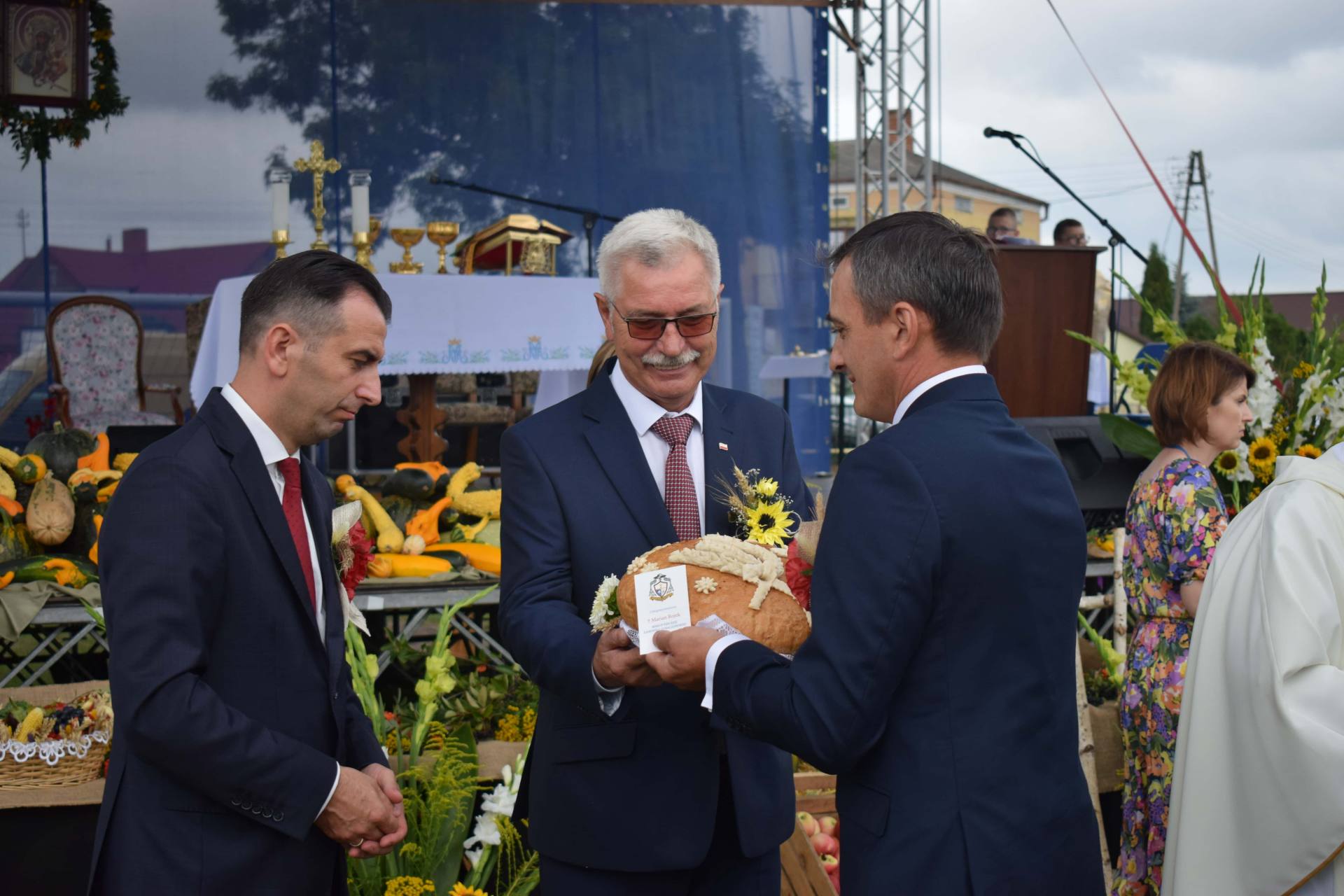 dsc 0208 23 sierpnia odbyły się Dożynki Powiatowo-Gminne w Łabuniach. Publikujemy zdjęcia