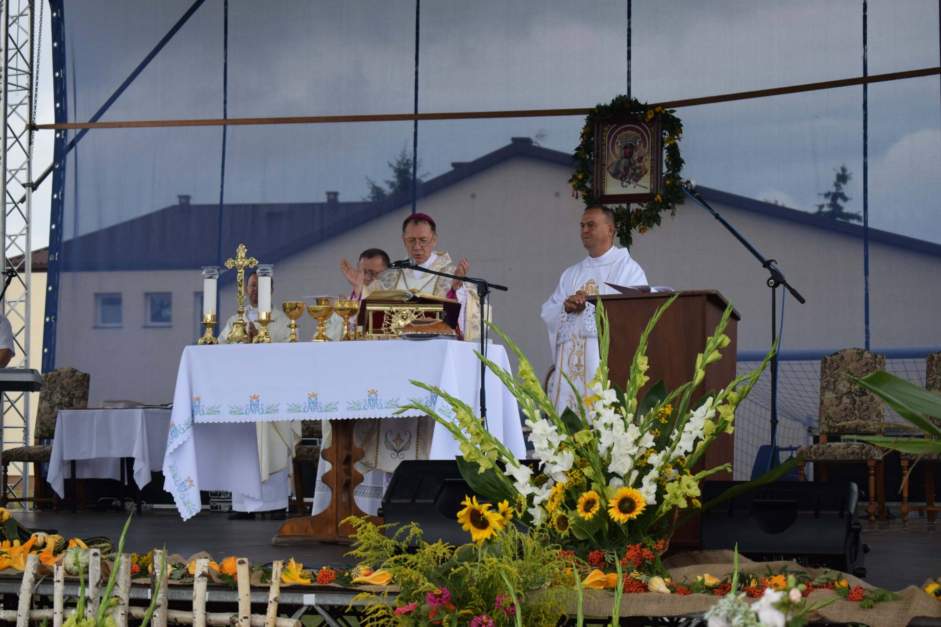 dsc 0268 23 sierpnia odbyły się Dożynki Powiatowo-Gminne w Łabuniach. Publikujemy zdjęcia