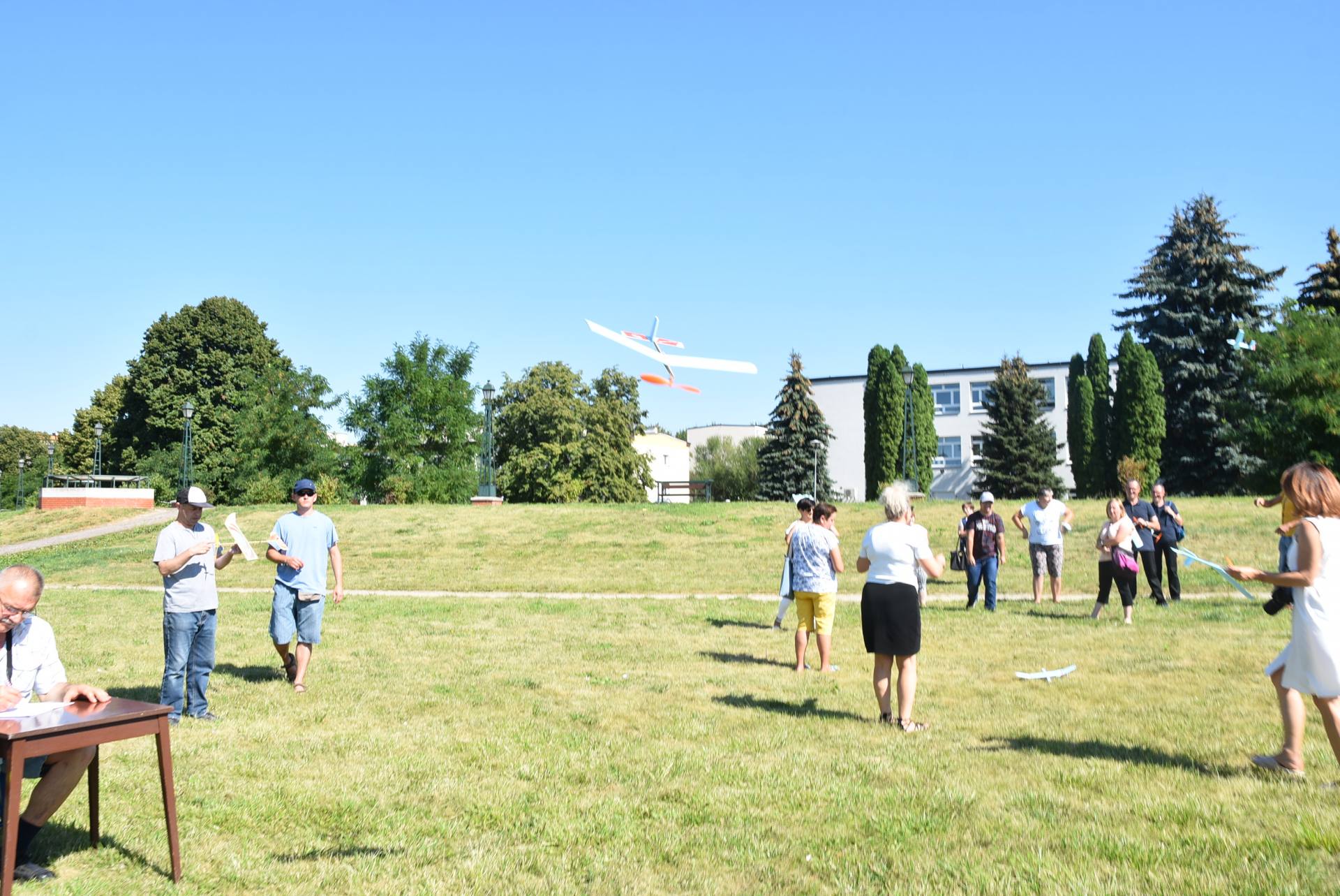 dsc 0366 Dzisiaj odbył się V Mityng Modelarski na Plantach w Zamościu