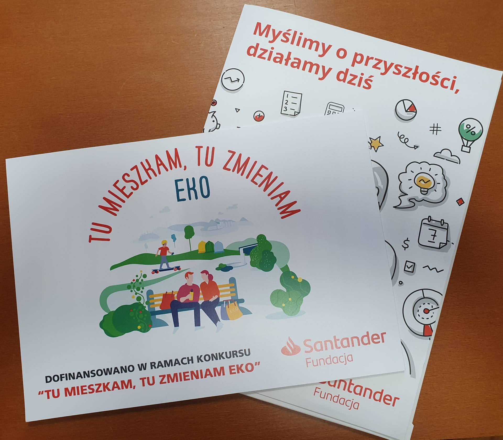5000 zł dla Bursy nr 2 na założenie ogródka 1 bursa1 5000 zł dla Bursy nr 2 na założenie ogródka
