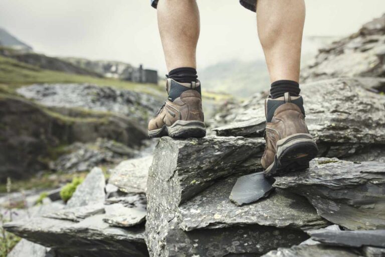 Na co zwrócić uwagę, kupując buty trekkingowe na jesienne górskie wyprawy?