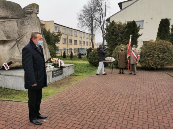 5 2 Oddali hołd Dzieciom Zamojszczyzny [ZDJĘCIA]