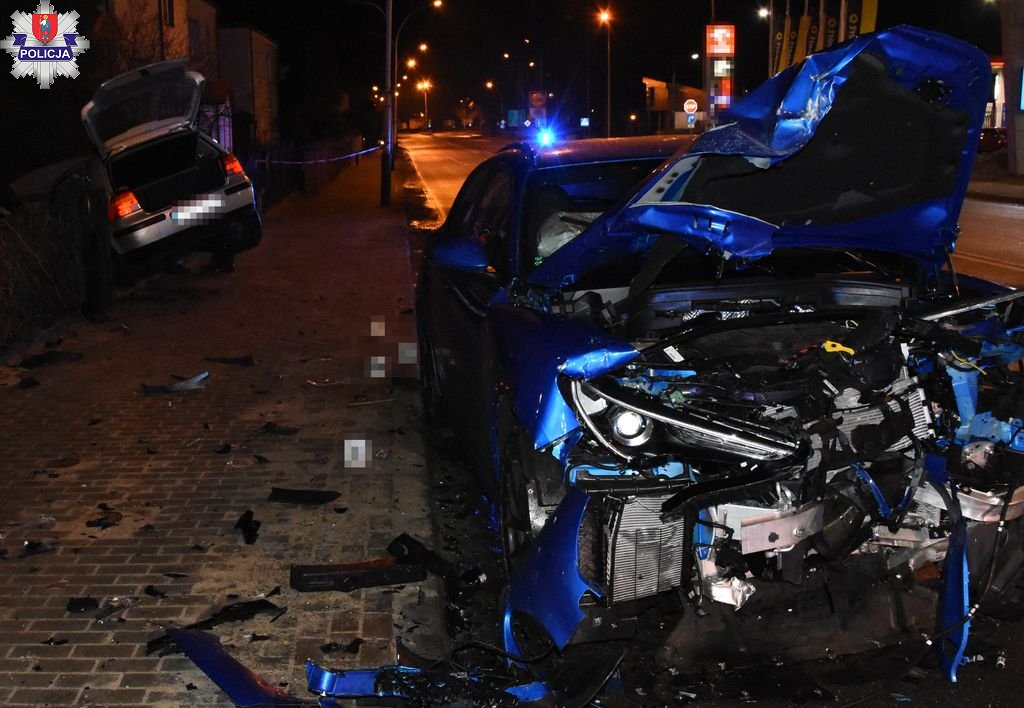 361 182358 ZAMOŚĆ: Wyjeżdżał z parkingu i nie ustąpił pierwszeństwa