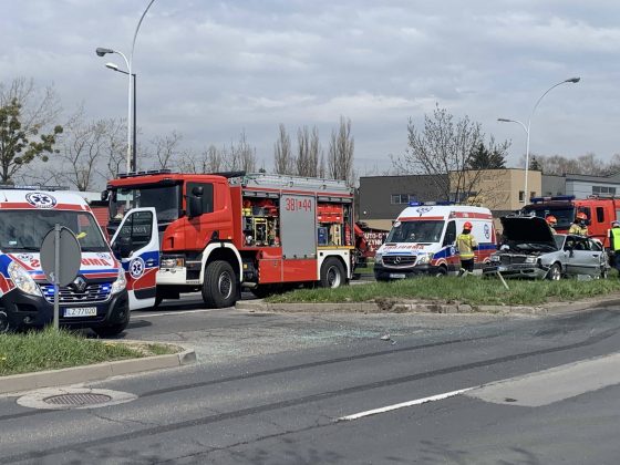 img 8292 UWAGA! Poważny wypadek na ul. Dzieci Zamojszczyzny. Ogromne utrudnienia! [ZDJĘCIA]