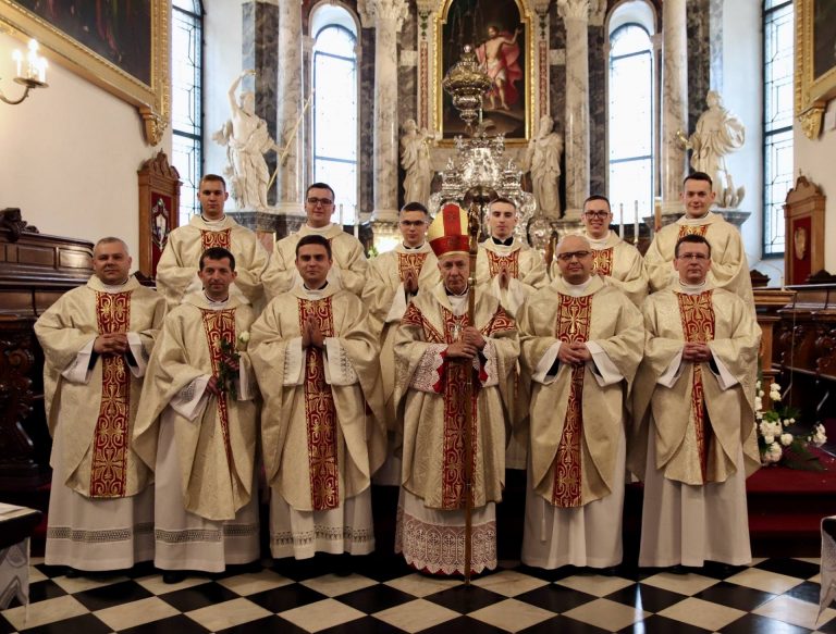 Sześciu nowych księży w Diecezji Zamojsko – Lubaczowskiej