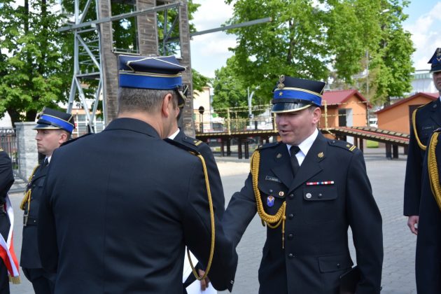 21ds16 Dzień strażaka w Zamościu. Awanse i odznaczenia (zdjęcia)