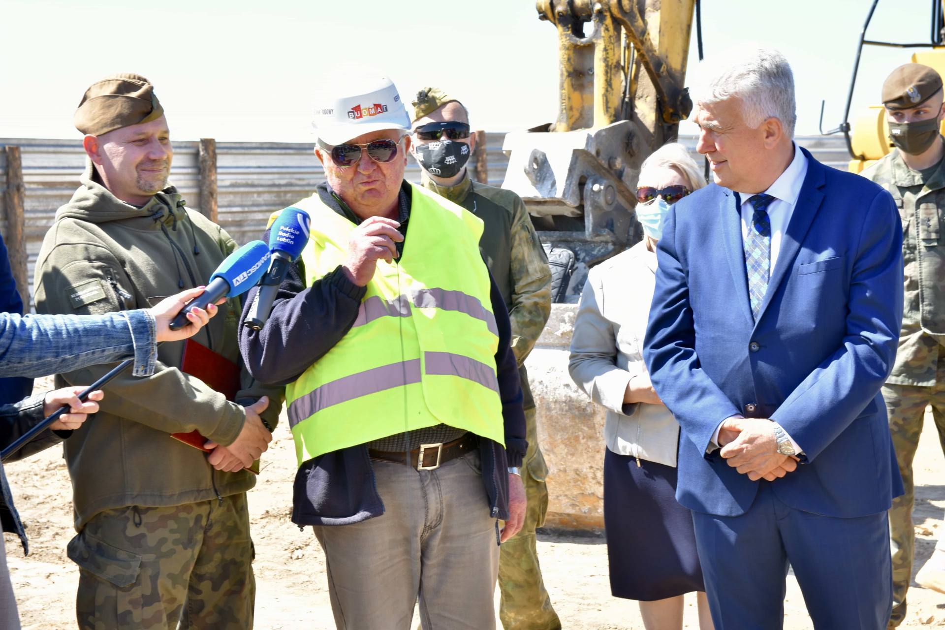 dsc 5102 Bitwa pod Komarowem doczeka się pomnika. Dziś uroczyście wbito łopatę pod budowę monumentu [ZDJĘCIA, FILM]