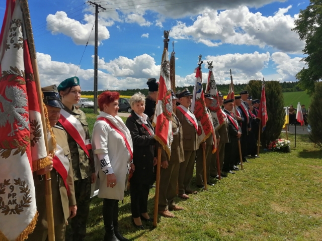 image000000 1 Odsłonięcie pomnika poświęconego pamięci starszego strzelca Wincentego Mieczysława Wróblewskiego ps. „RZEPA”, „SZUM”