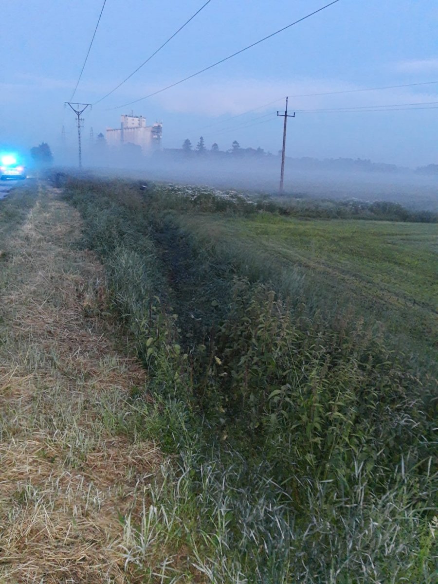 359 186179 Ucieczkę przed policją zakończył w polu