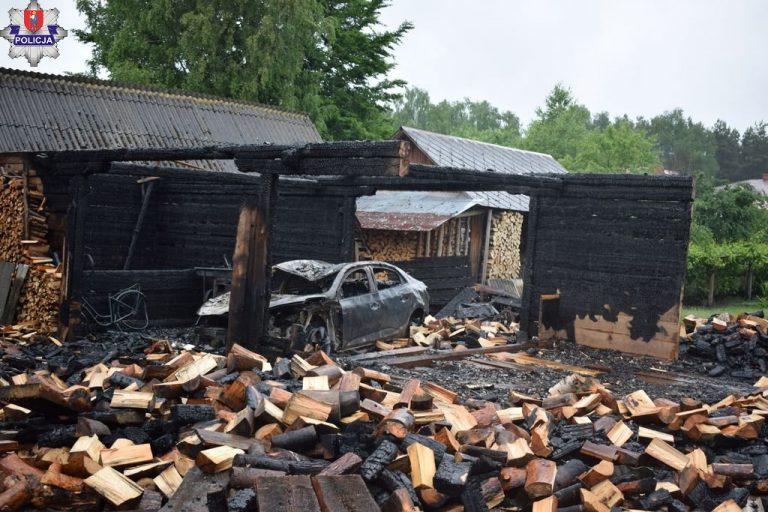 Nocny pożar budynku gospodarczego. Ogień wyrządził spore starty.