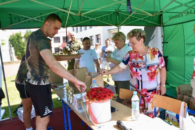 dsc 7635 Mundurowi pobiegli dla PSONI Koło w Zamościu