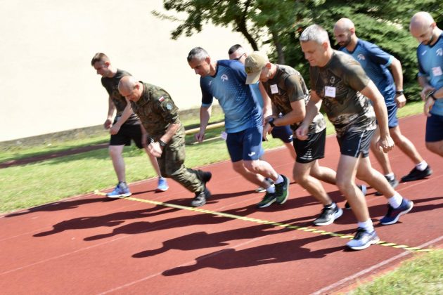 dsc 7718 Mundurowi pobiegli dla PSONI Koło w Zamościu