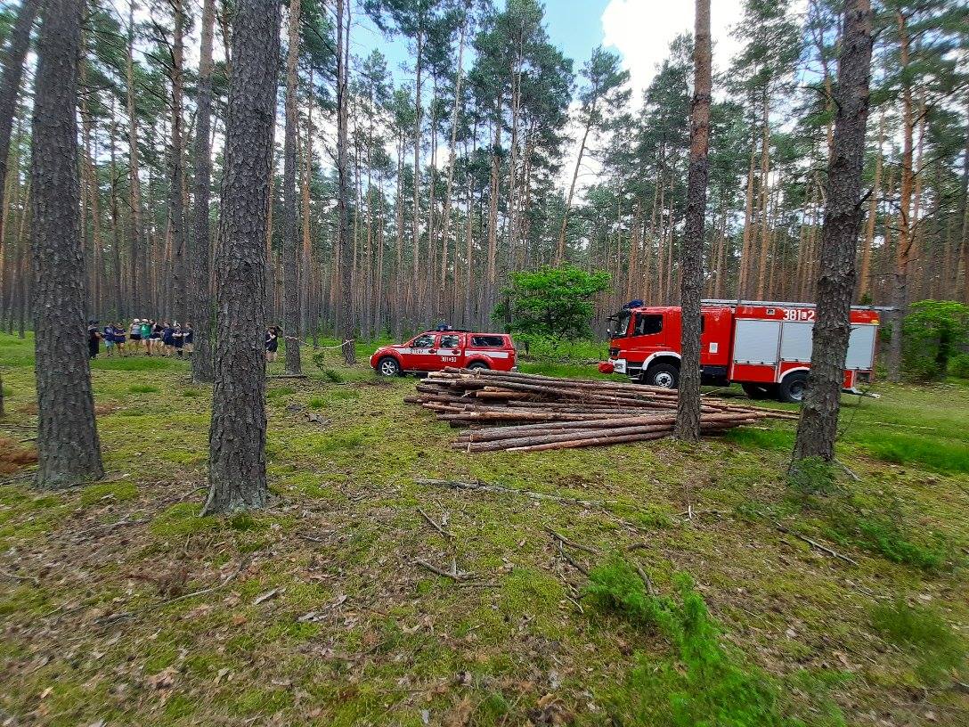 oboz 3 Zamojscy strażacy wizytowali obóz harcerski