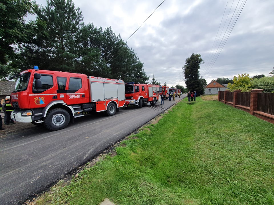 240370907 1021448608624494 1995713430353642297 n Pożar domu. Poparzona kobieta trafiła do szpitala