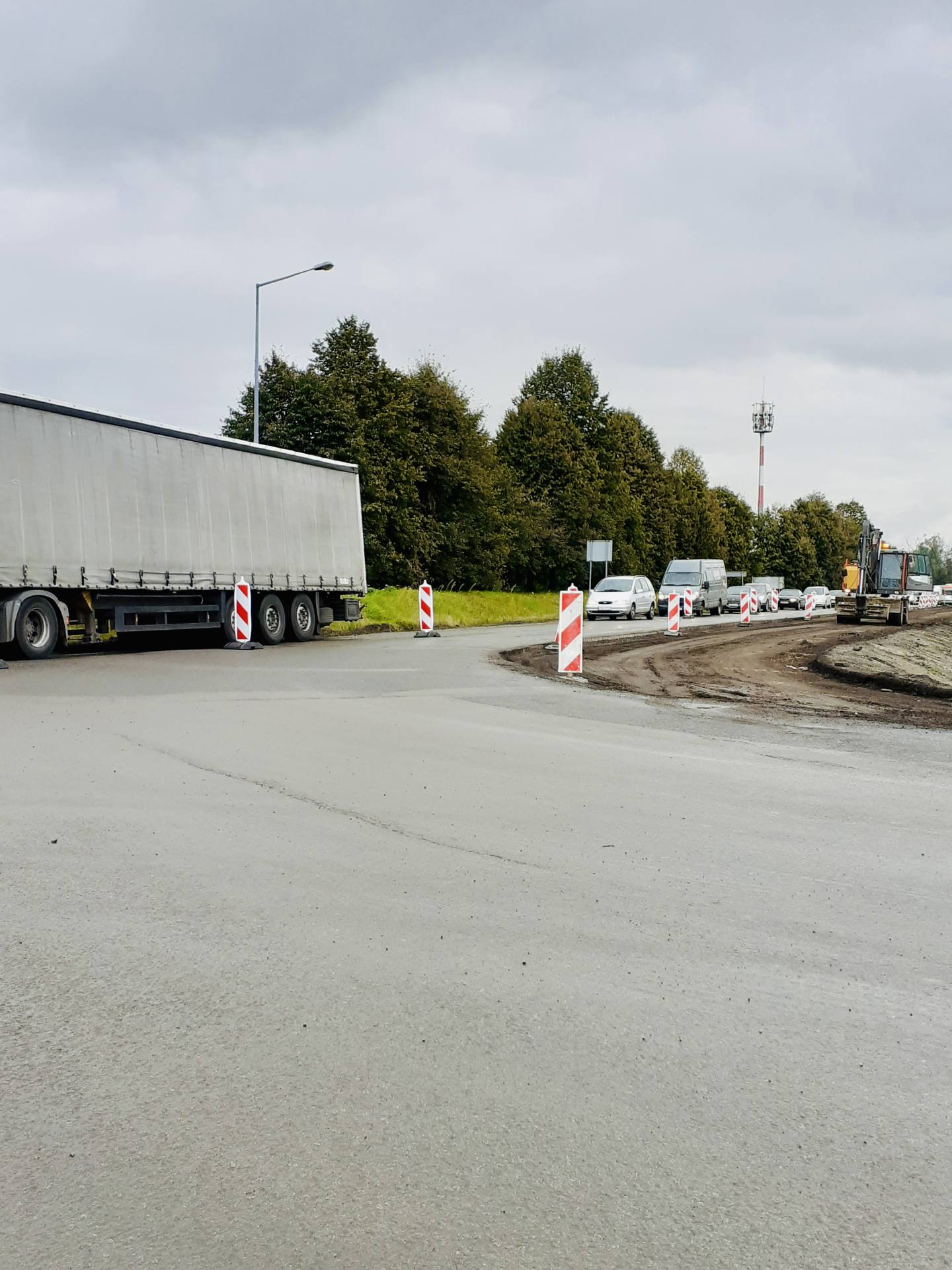 20210922 081629 ZAMOŚĆ: Budują obwodnicę. Postoimy w korkach.