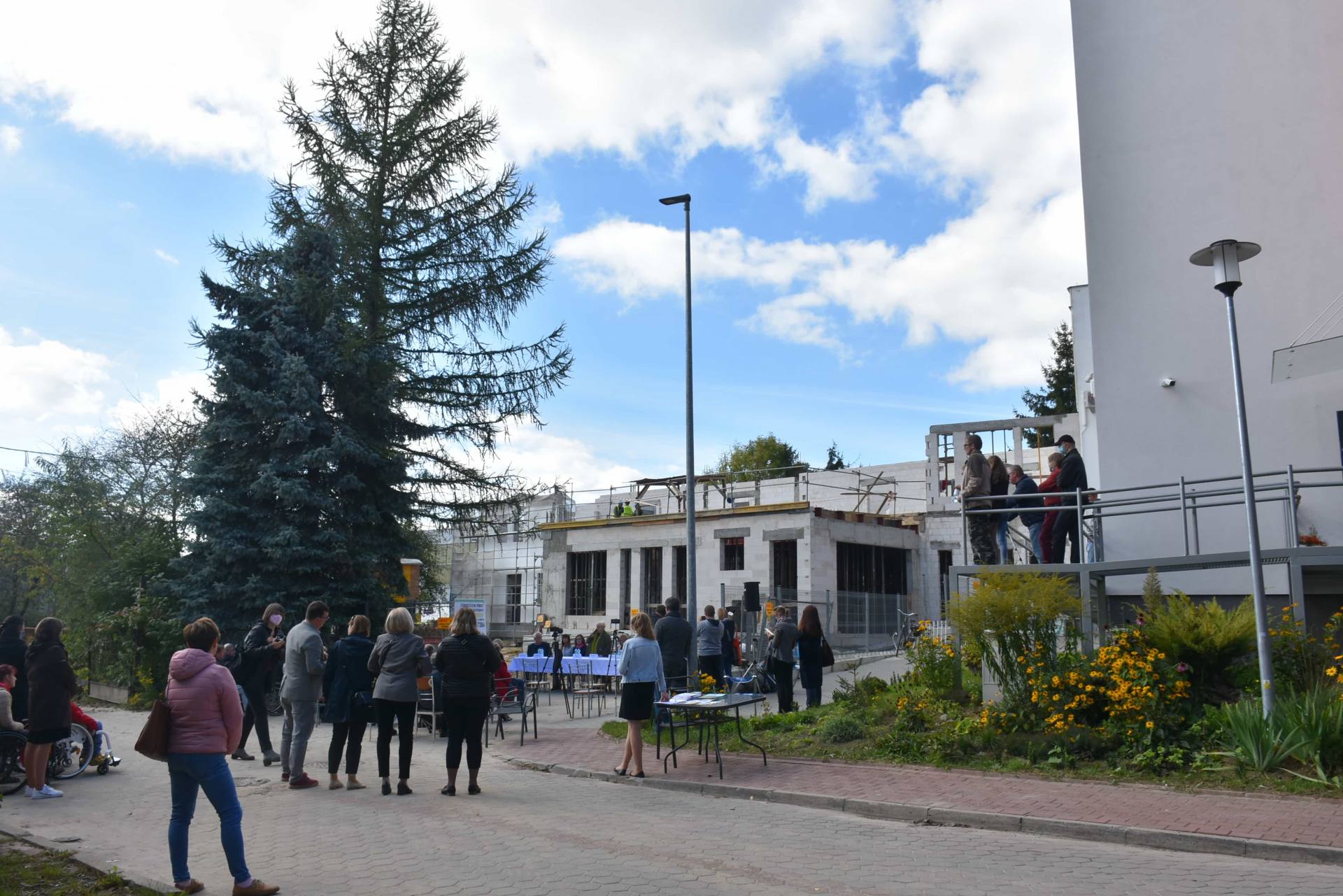 dsc 4406 Rodzinny Dom przy ul. Kresowej pnie się w górę. Budowa już na półmetku [WIDEO, ZDJĘCIA]