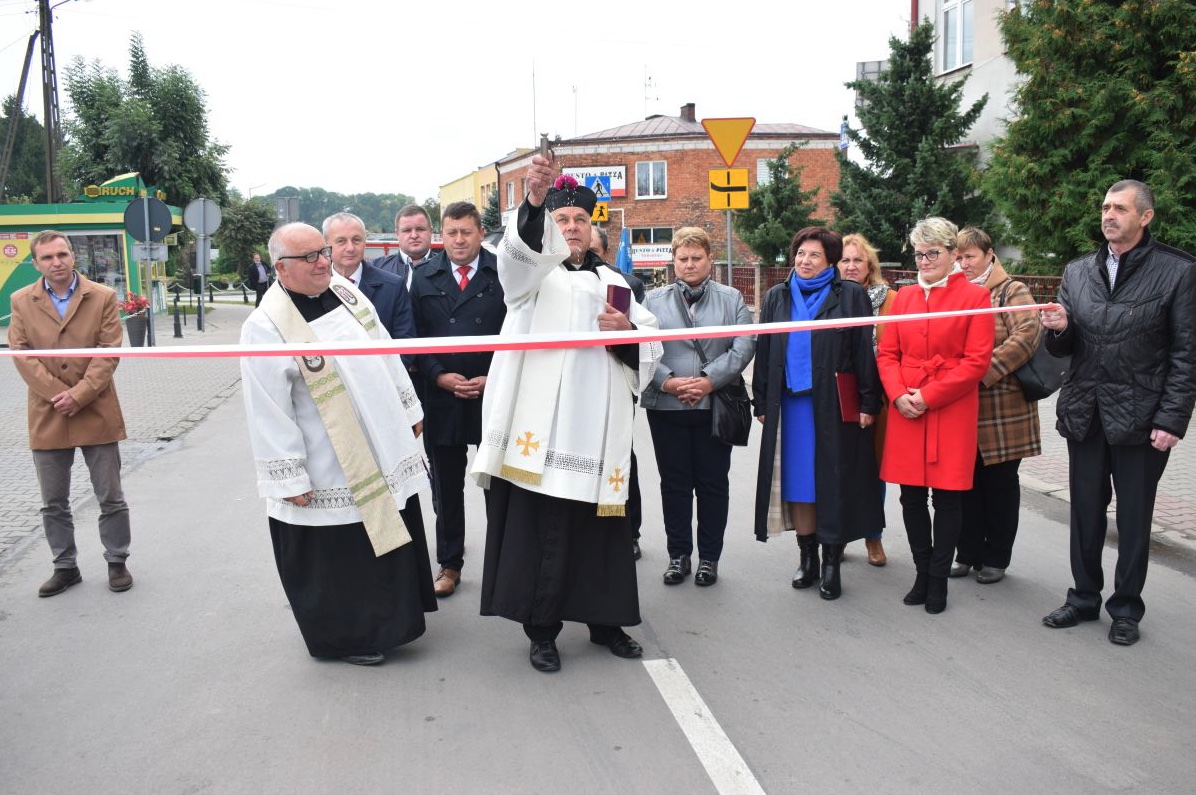 zrzut ekranu 2021 09 24 o 092010 Wstęgi przecięte, nawierzchnie poświęcone, można jeździć!