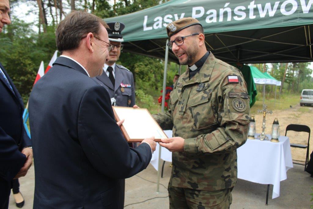 img 6900 Uroczystość odsłonięcia pomnika Bohaterów Ziemi Józefowskiej