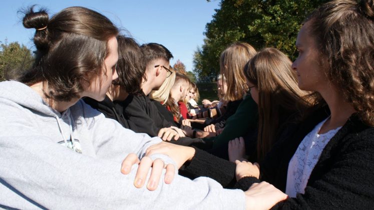 06 Młodzi o funkcjonowaniu w trakcie pandemii